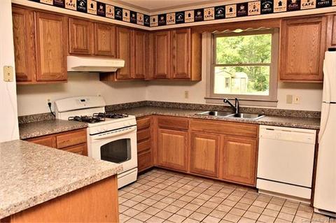 43 Legend Ln, Sylva, NC 28779 photo 9