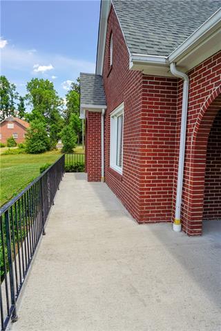 106 Main Ave, Hildebran, NC 28637 photo 4