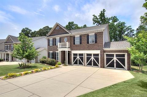 3070 Amaranth Dr, Tega Cay, SC 29708 photo 2