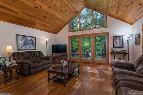 411 Creekside Ln, Tryon, NC 28782 photo 9