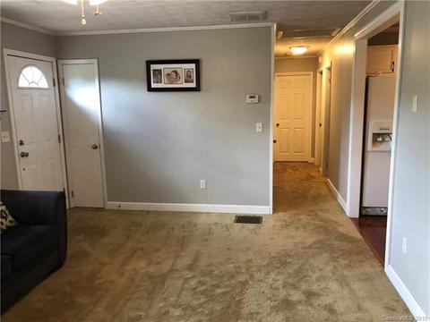 47 Mockingbird Ln, Clyde, NC 28721 photo 8