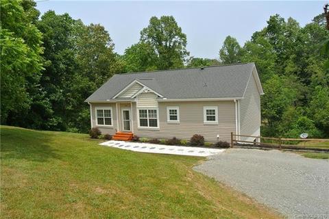 335 Upper Thomas Branch Rd, Marshall, NC 28753 photo 1