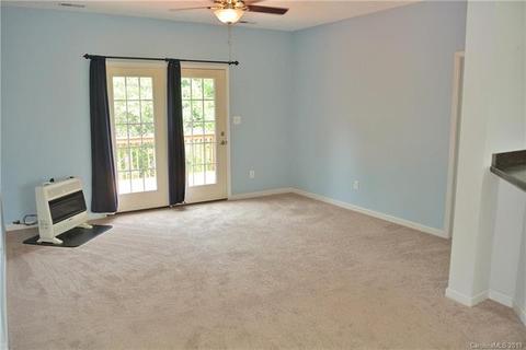 335 Upper Thomas Branch Rd, Marshall, NC 28753 photo 9