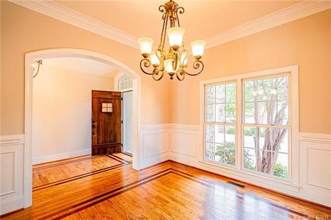 6631 Fox Ridge Cir, Davidson, NC 28036 photo 9