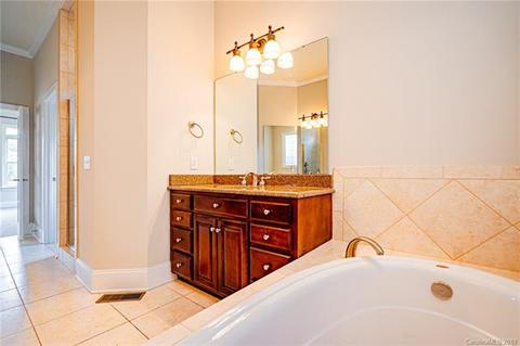 6631 Fox Ridge Cir, Davidson, NC 28036 photo 41