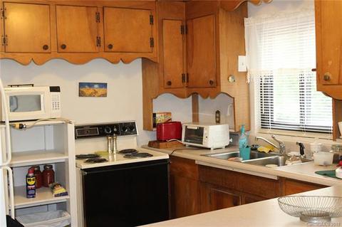 76 Morris Rd, Brevard, NC 28712 photo 9