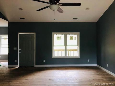 105 Timber Ct, Morganton, NC 28680 photo 2