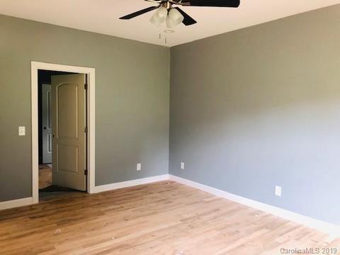 105 Timber Ct, Morganton, NC 28680 photo 4