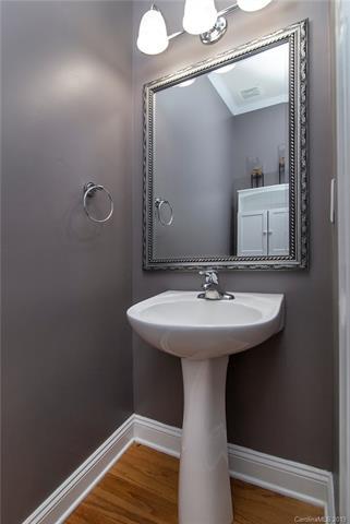 19401 Pocono Ln, Cornelius, NC 28031 photo 9