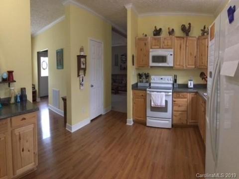882 Depriest Rd, Bostic, NC 28018 photo 12