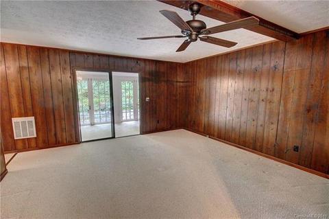 179 Forest Dr, Clyde, NC 28721 photo 3
