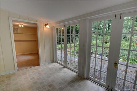 179 Forest Dr, Clyde, NC 28721 photo 6