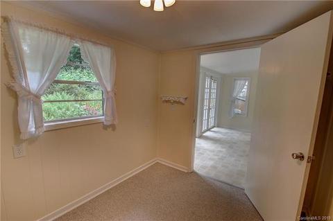 179 Forest Dr, Clyde, NC 28721 photo 7
