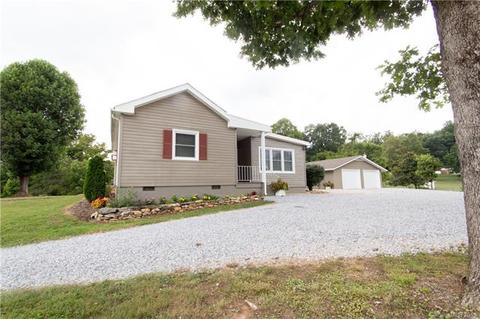 30 Long St, Marion, NC 28752 photo 12