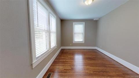 30 Long St, Marion, NC 28752 photo 34