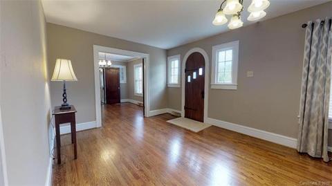 30 Long St, Marion, NC 28752 photo 15