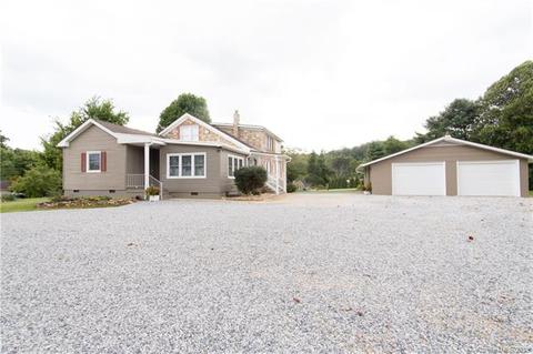 30 Long St, Marion, NC 28752 photo 7