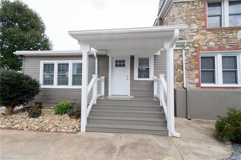 30 Long St, Marion, NC 28752 photo 6