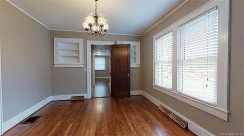 30 Long St, Marion, NC 28752 photo 16