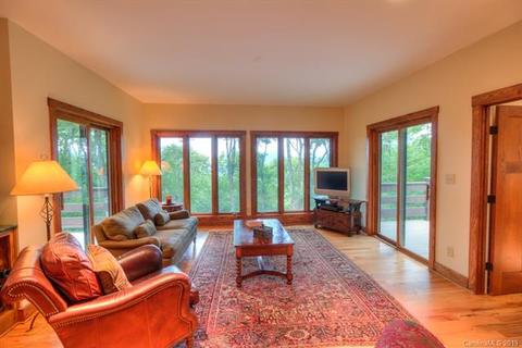 925 Saratoga Dr, Boone, NC 28607 photo 8