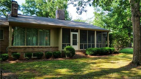 1005 Forest Dr, Lancaster, SC 29720 photo 17
