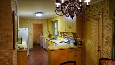 1005 Forest Dr, Lancaster, SC 29720 photo 9