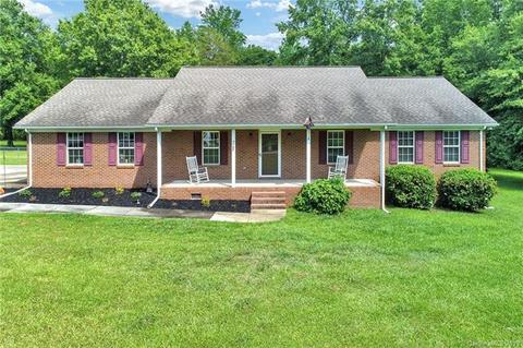 2157 Reeves Rd, Lancaster, SC 29720 photo 1