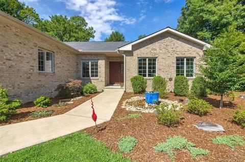 192 Eagle Point Dr, Brevard, NC 28712 photo 5