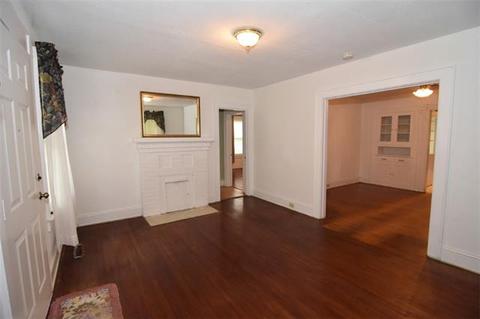 202 6th St, Conover, NC 28613 photo 5