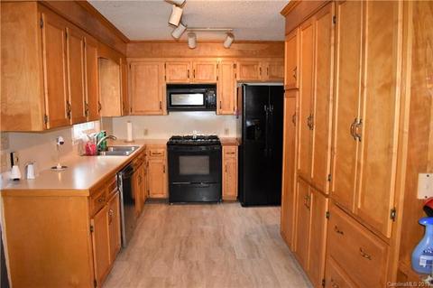 1104 Martha Dr, Monroe, NC 28112 photo 9