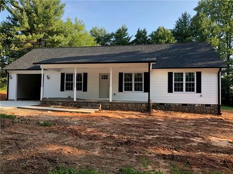 603 10th St, Conover, NC 28613 photo 2