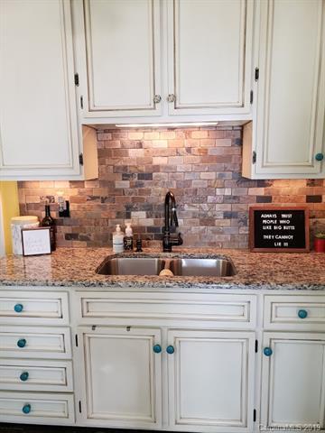 2568 Devon Dr, Dallas, NC 28034 photo 7