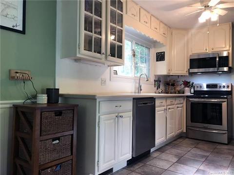 147 Greenbrier Dr, Cullowhee, NC 28723 photo 6