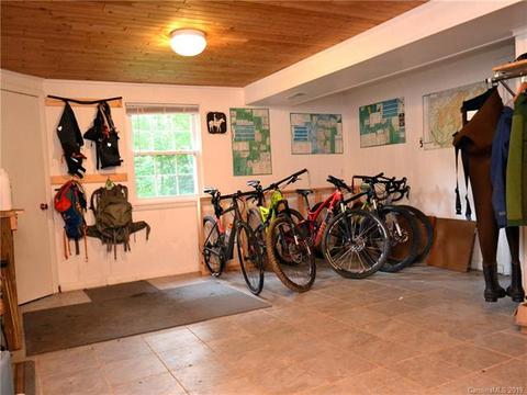 147 Greenbrier Dr, Cullowhee, NC 28723 photo 17
