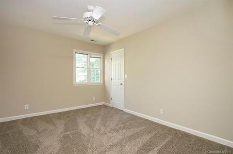 2718 Oxborough Dr, Matthews, NC 28105 photo 18
