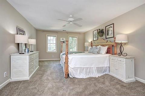 2718 Oxborough Dr, Matthews, NC 28105 photo 13