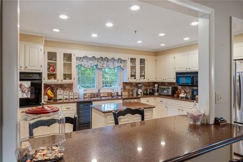 2372 Eagle Dr, Conover, NC 28613 photo 9