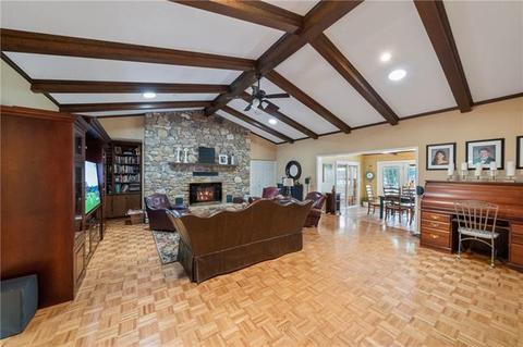2372 Eagle Dr, Conover, NC 28613 photo 7