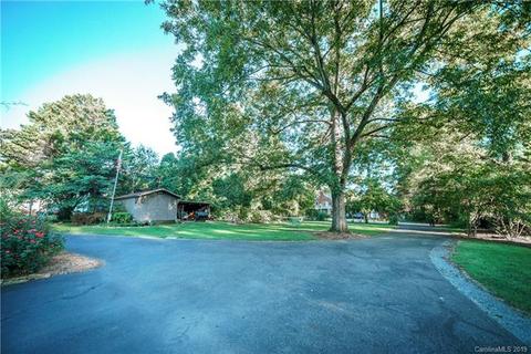 520 Main St, Troy, NC 27371 photo 5