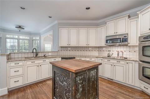18015 River Ford Dr, Davidson, NC 28036 photo 6