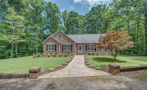 1127 Blacksnake Rd, Stanley, NC 28164 photo 1