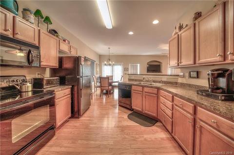 9103 Glenashley Dr, Cornelius, NC 28031 photo 16