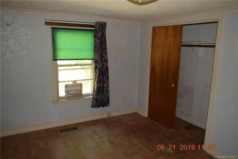 705 E Klutz St, Maiden, NC 28650 photo 17