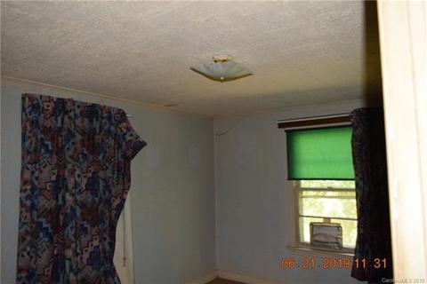 705 E Klutz St, Maiden, NC 28650 photo 16