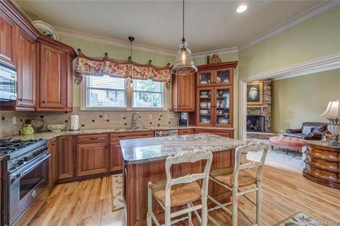 124 7th St, Cramerton, NC 28032 photo 9