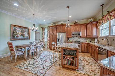 124 7th St, Cramerton, NC 28032 photo 6