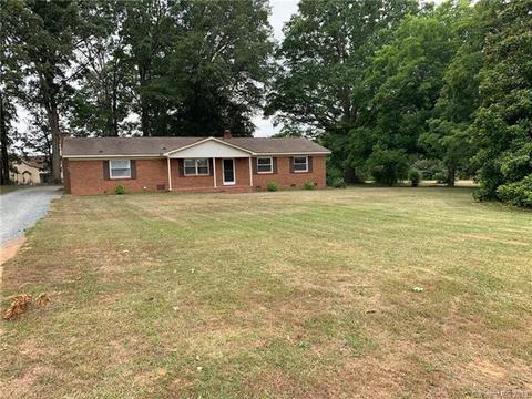 2611 Weddington Rd, Monroe, NC 28110 photo 2