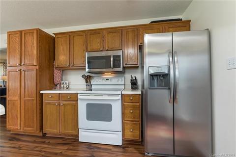 176 E Fork Dr, Ellenboro, NC 28040 photo 10