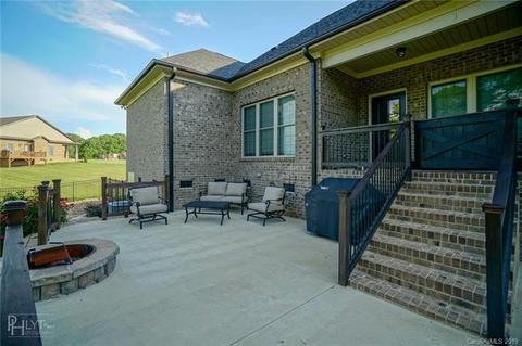1809 Scuffle Hill Dr, Monroe, NC 28110 photo 8