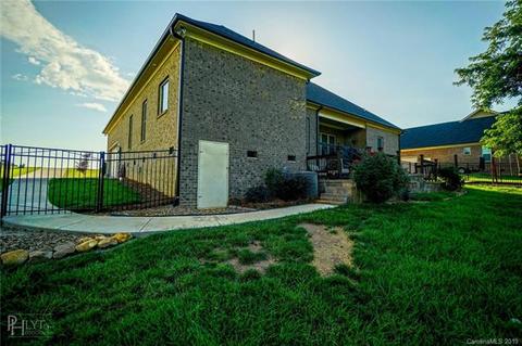 1809 Scuffle Hill Dr, Monroe, NC 28110 photo 6